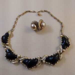 Coro Black and Gold Necklace with Pearl Accents